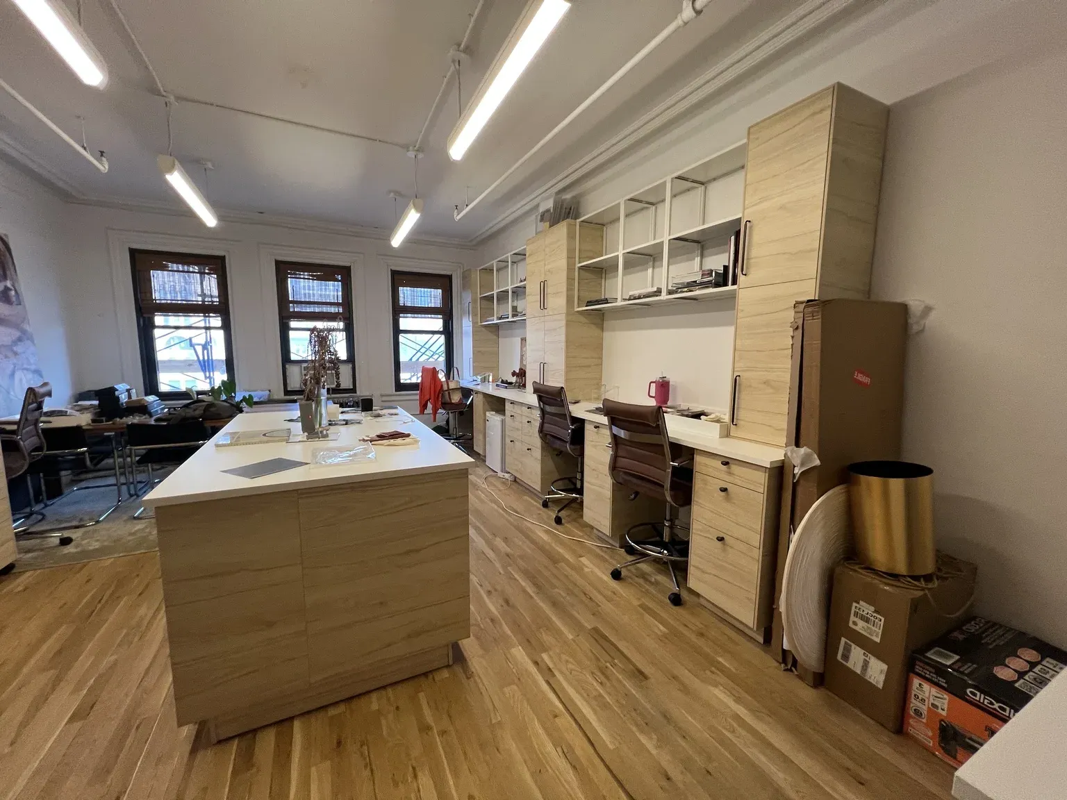 Light Wood Kitchen with Island